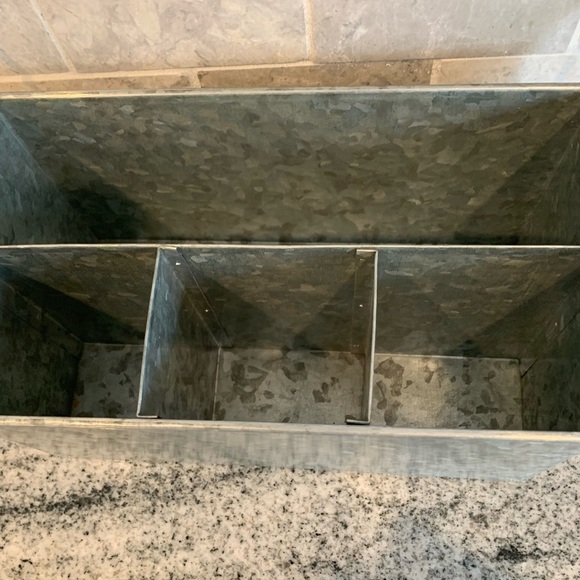 Metal cutlery caddy - Picture 2 of 5